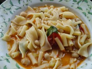 pasta-e-fagioli-con-gli-spollichini