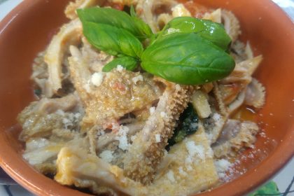 trippa al pomodoro, a tavola con totò , osteria da carmela, dove pranzare a napoli, dove mangiare a napoli, mangiare a napoli