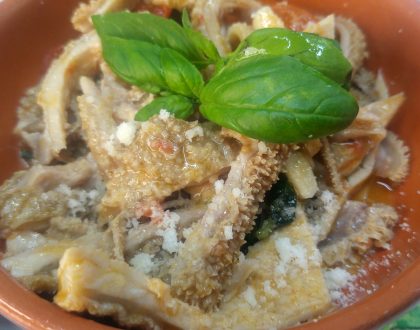 trippa al pomodoro, a tavola con totò , osteria da carmela, dove pranzare a napoli, dove mangiare a napoli, mangiare a napoli