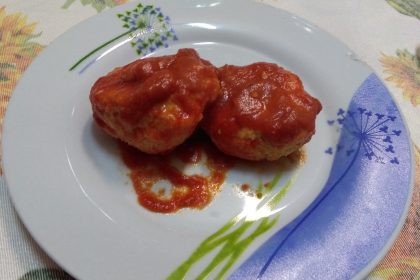 polpette di ricotta al sugo