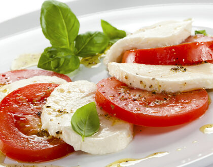 La Caprese? Ecco come la realizziamo da 50 anni!