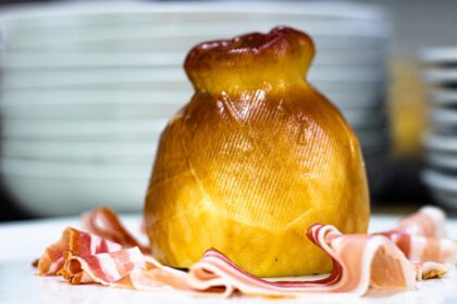 i formaggi sulla tavola napoletana